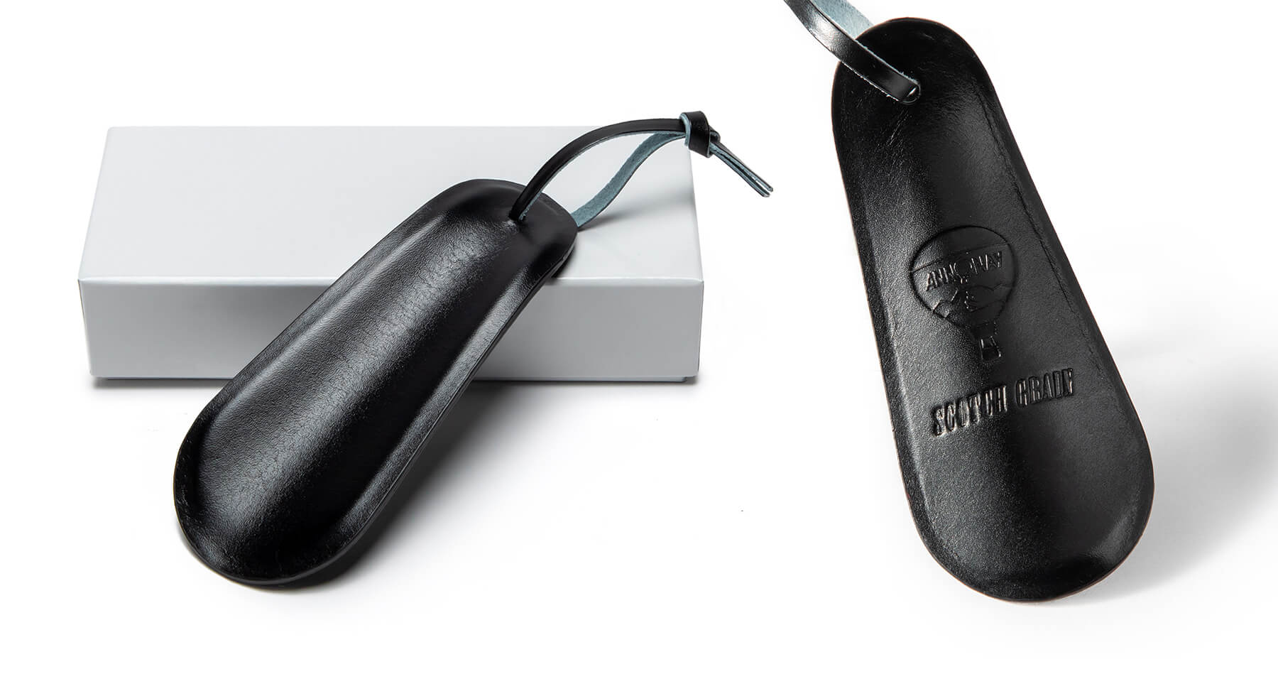 GW特別企画『革紐付き靴べら』プレゼント！